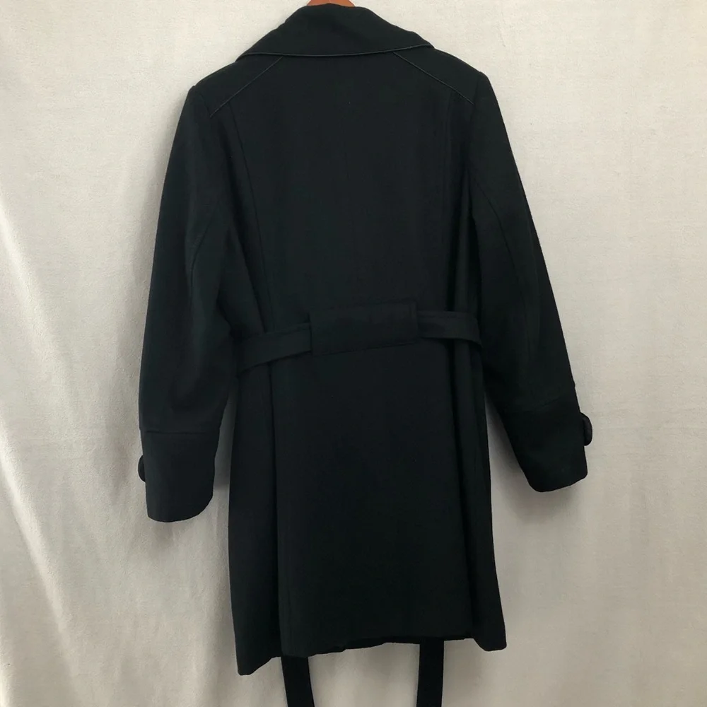 ROZ & ALI | Black Coat - Picture 4 of 13